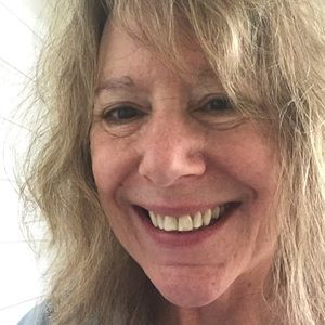 Meet your Posher, Becky